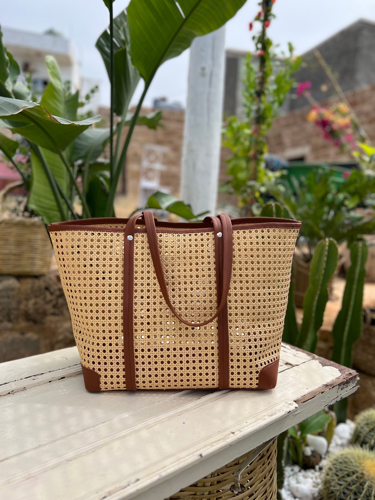 Iris beach bag