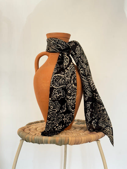 Silk scarf black