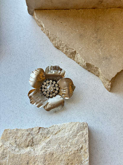 Flower brooch